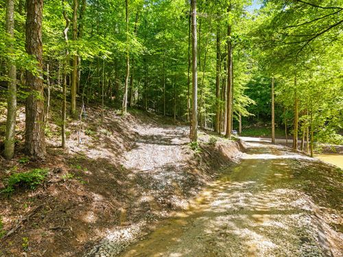 55 Low Ridge Road, Campton, KY, 41301 | Card Image
