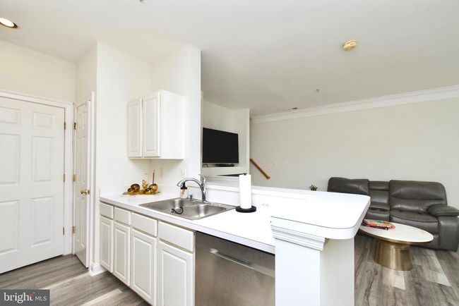 12 - 21150 Domain Ter, Townhouse with 2 bedrooms, 2 bathrooms and null parking in STERLING VA | Image 8