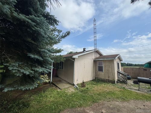 3922 Britton Rd, Bancroft, MI, 48414-9760 | Card Image