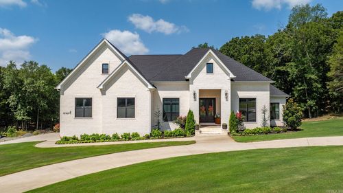 8 Rae Valley Dr, Greenbrier, AR, 72058-5033 | Card Image