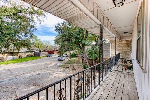 3623 Stables Ln, Dallas, TX, 75229-6022 | Card Image
