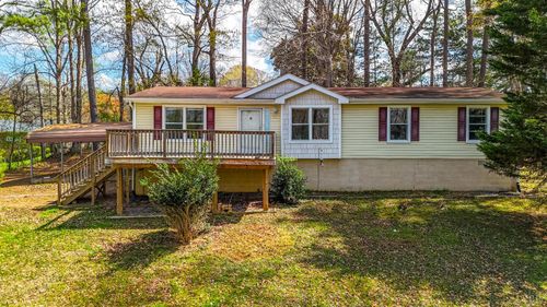 140 Garford Rd, Madison Heights, VA, 24572-3636 | Card Image