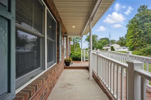 7 Mailler Ave, Cornwall, NY, 12518-1341 | Card Image