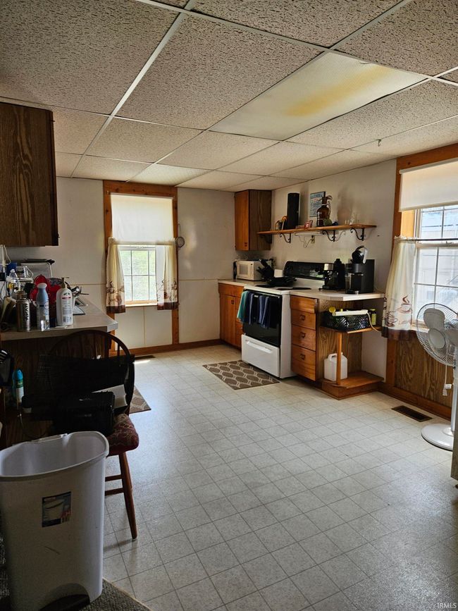 115 High St, House other with 3 bedrooms, 2 bathrooms and null parking in Geneva IN | Image 15