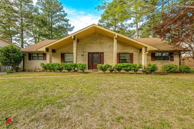 2408 Prestwick Drive, House other with 3 bedrooms, 2 bathrooms and null parking in Shreveport LA | Image 1