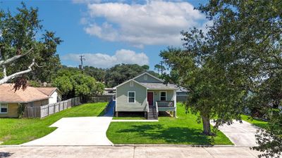 120 3rd Avenue, House other with 2 bedrooms, 2 bathrooms and null parking in Port Arthur TX | Image 1