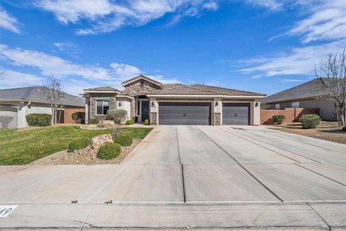 3249 S 3350 E, St George, UT, 84790-1397 | Card Image