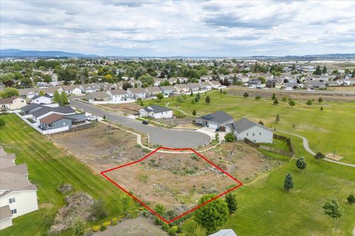 13618 W 8th Ct, Airway Heights, WA, 99001-9112 | Card Image