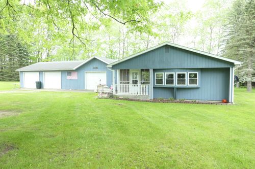 1078 Duquesa Dr, Weidman, MI, 48893-9397 | Card Image