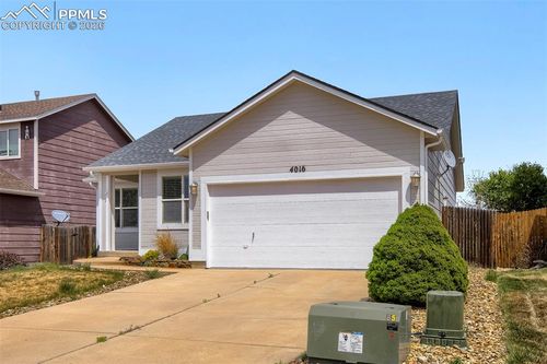 4019 Roan Dr, Colorado Springs, CO, 80922-2435 | Card Image