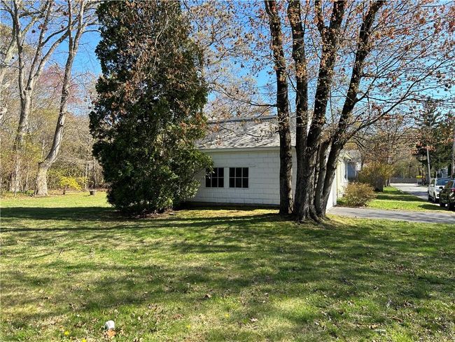 40 Lima St, House other with 3 bedrooms, 1 bathrooms and 4 parking in Warwick RI | Image 11