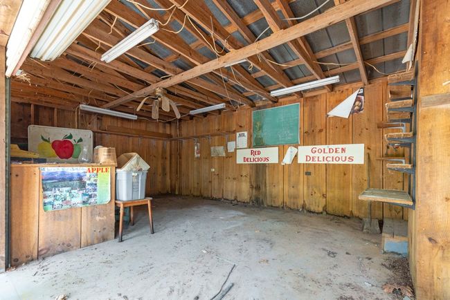 525 Highway 107, House other with 5 bedrooms, 2 bathrooms and null parking in Mountain Rest SC | Image 39