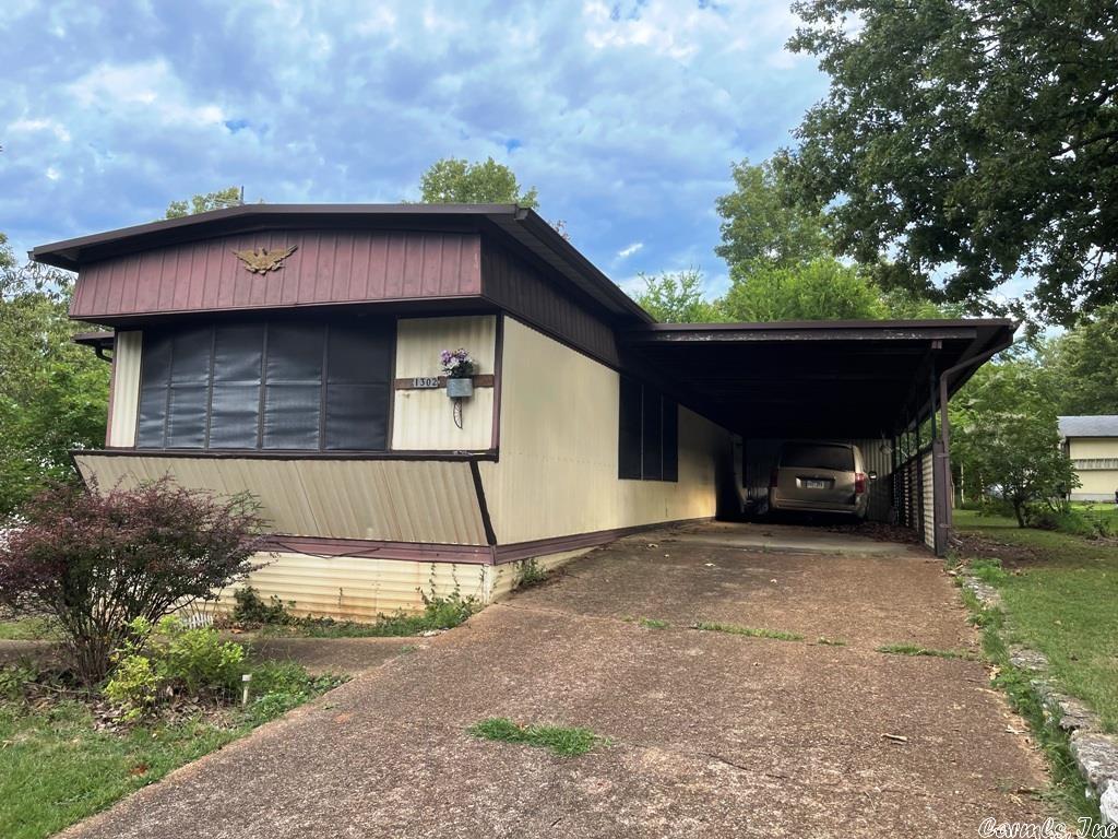Martin Ln, Horseshoe Bend, AR 72512