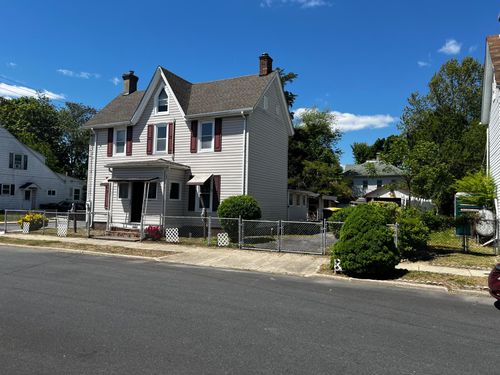 201 Ne 4th St, MILFORD, DE, 19963-1476 | Card Image