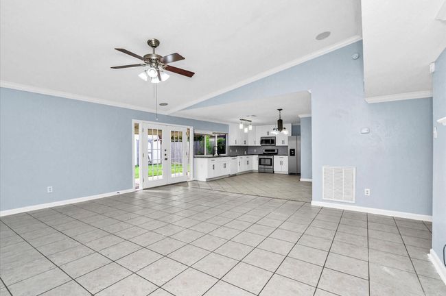 18215 Navajo Trail Dr, House other with 3 bedrooms, 2 bathrooms and 2 parking in Spring TX | Image 21