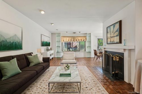 207 Martling Ave, Tarrytown, NY, 10591-4705 | Card Image