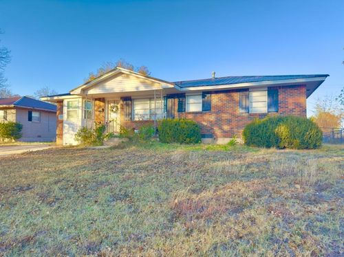 305 Gary St, Mangum, OK, 73554-1603 | Card Image