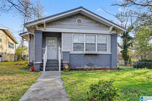 703 11th Ave, MIDFIELD, AL, 35228-2844 | Card Image