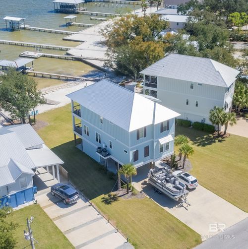 29529 Bayshore Dr N, Orange Beach, AL, 36561-4255 | Card Image