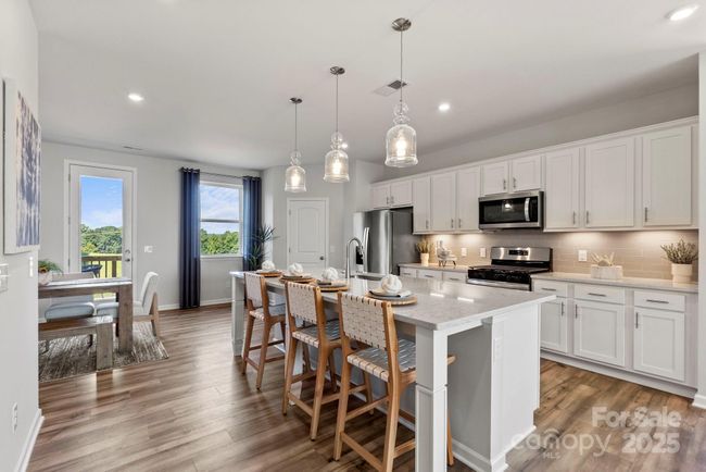 4339 Reed Creek Dr, Townhouse with 4 bedrooms, 4 bathrooms and null parking in Sherrills Ford NC | Image 6