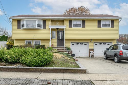 7 Sheinfine Ave, South River, NJ, 08882-2525 | Card Image