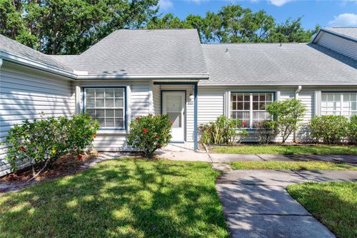 1-202-4927 Lake Waterford Way W, Melbourne, FL, 32901-8444 | Card Image