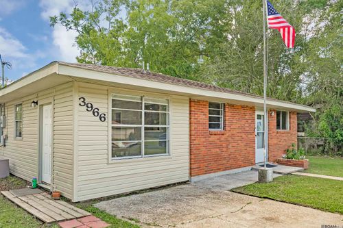 3966 Nelson St, Zachary, LA, 70791-3629 | Card Image
