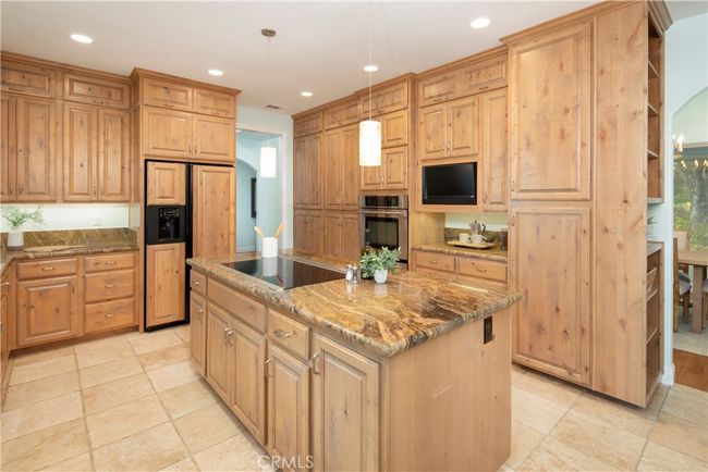 Stove top plumbed for electric or gas cooktop | Image 16