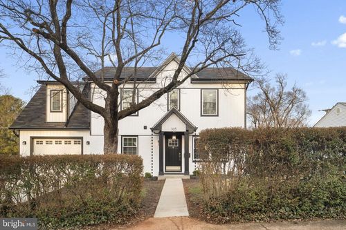 305 Wine St, Culpeper, VA, 22701-2843 | Card Image