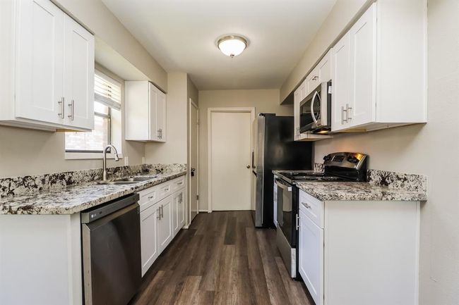 23314 Goodfellow Dr, House other with 3 bedrooms, 2 bathrooms and 2 parking in Spring TX | Image 8