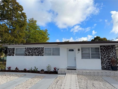 508-508 E 23rd St, Hialeah, FL, 33013-3910 | Card Image