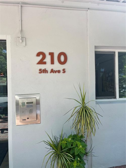 unit-209-210 5th Ave S, St Petersburg, FL, 33701-4903 | Card Image