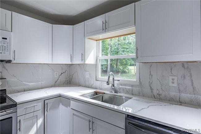 3207 Quail Hill Dr, House other with 5 bedrooms, 3 bathrooms and null parking in Midlothian VA | Image 16