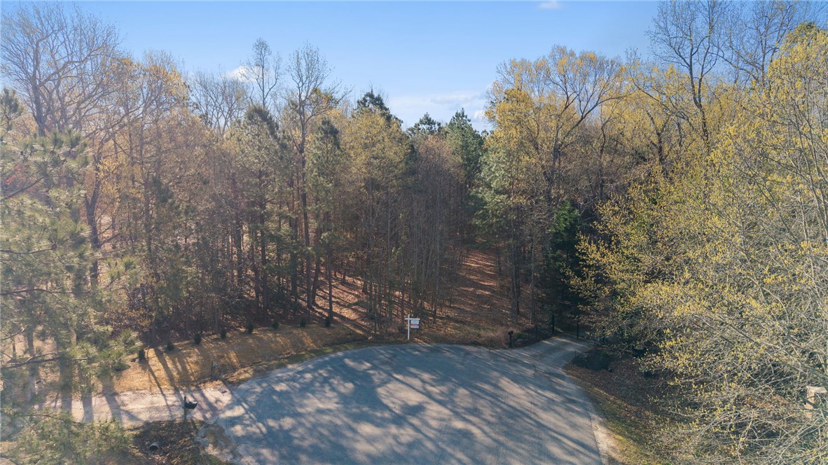 Land in Williamsburg 3