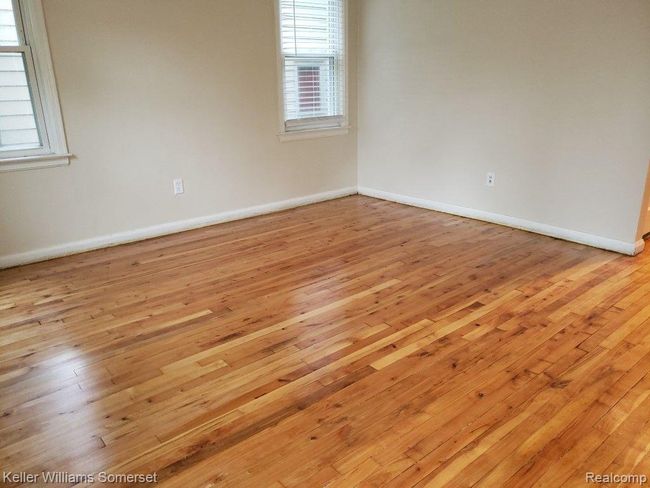 622 E 12 Mile Rd, House other with 3 bedrooms, 1 bathrooms and null parking in Royal Oak MI | Image 6
