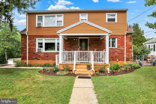 1301 Butter Ln, READING, PA, 19606-1114 | Card Image