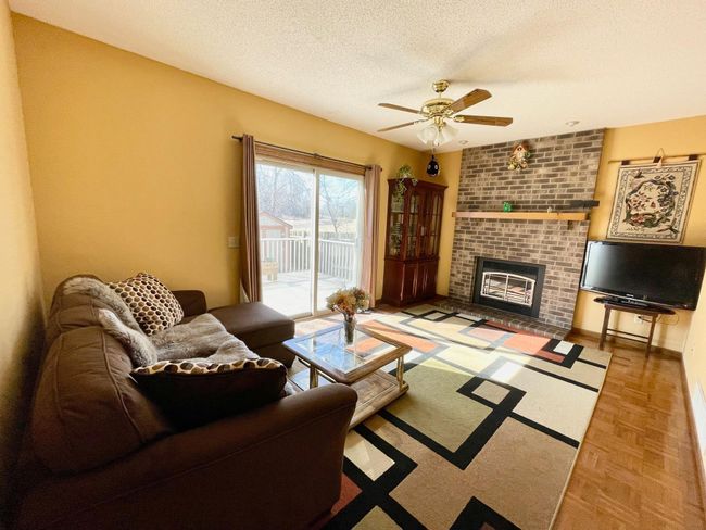 Sun filled family room.jpg | Image 22