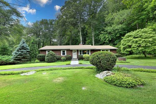 129 Fan Hill Rd, Monroe, CT, 06468-1830 | Card Image