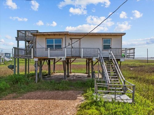227 Detenbeck Ave, Surfside Beach, TX, 77541-8978 | Card Image