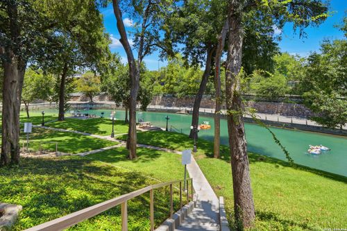 365-365 S Gilbert Ave, New Braunfels, TX, 78130-4518 | Card Image