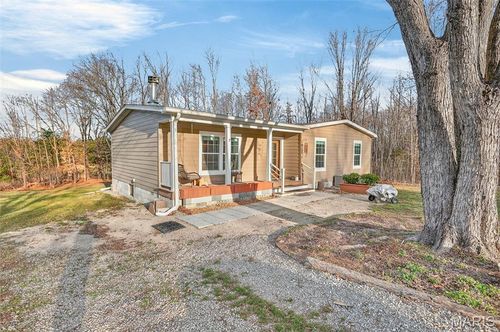 23921 Nevada Dr, Lebanon, MO, 65536-7833 | Card Image