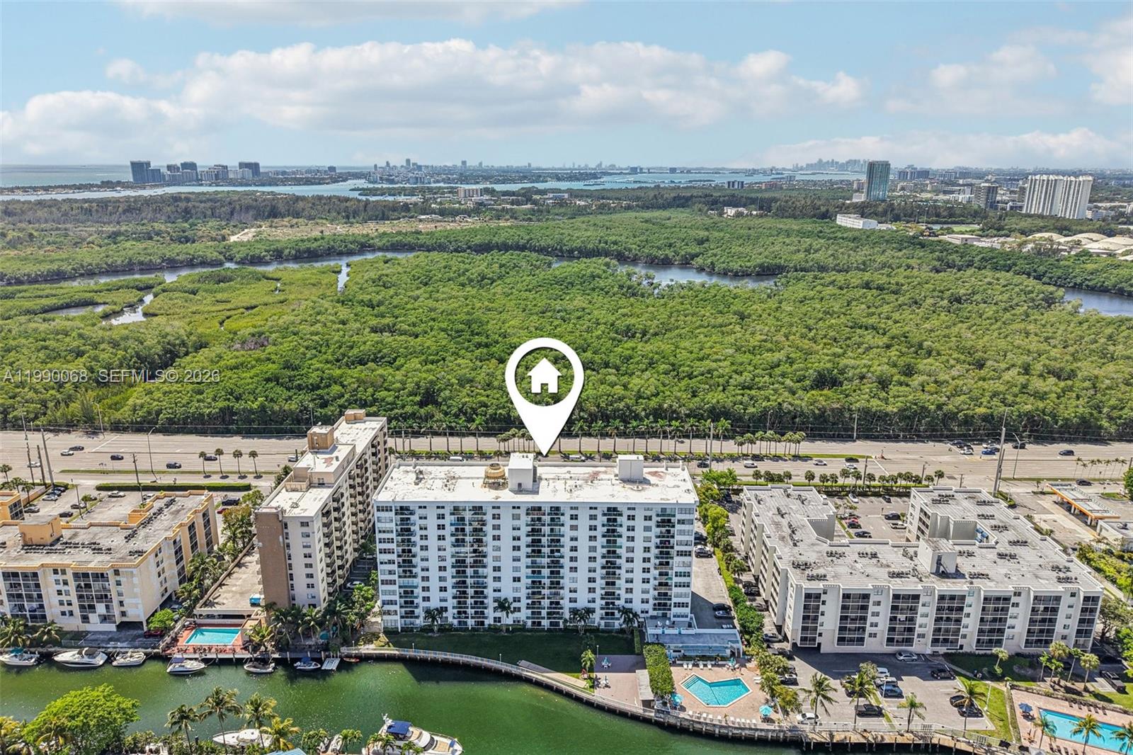 Residential in North Miami Beach 5