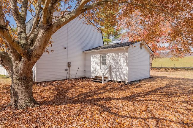 3052 Cedar Springs Rd., House other with 3 bedrooms, 4 bathrooms and 1 parking in Sugar Grove VA | Image 53