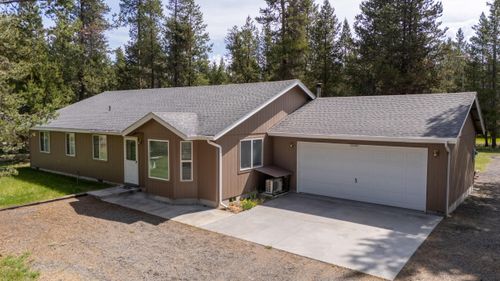 52494 Deer Field Dr, La Pine, OR, 97739-9747 | Card Image