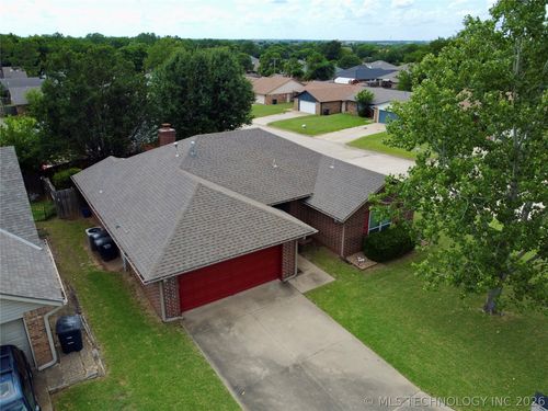 4316 Trinity Dr, Shawnee, OK, 74804-8965 | Card Image