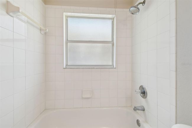 7015 Colony Pointe Dr, House other with 3 bedrooms, 2 bathrooms and null parking in RIVERVIEW FL | Image 9