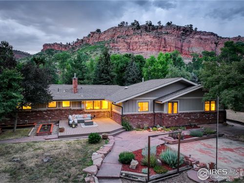 31820 S Saint Vrain Dr, Lyons, CO, 80540-8816 | Card Image