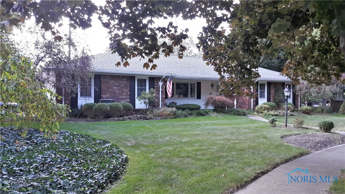 Gerlock Dr, Fostoria, OH 44830