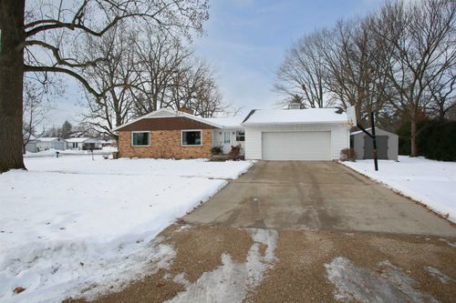 201 South St, LENA, IL, 61048-9203 | Card Image