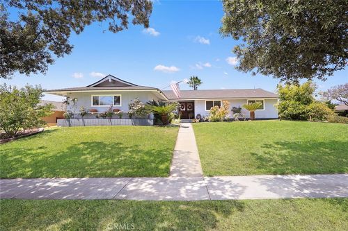 1629 Sumner Ave, Claremont, CA, 91711-3037 | Card Image